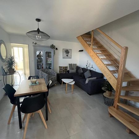 Maison Chaleureuse Avec Terrasse Privative Proche De La Gare Et Du Centre-Ville Rochefort  Zewnętrze zdjęcie