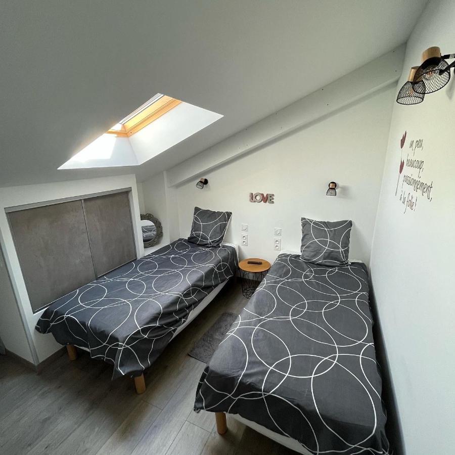 Maison Chaleureuse Avec Terrasse Privative Proche De La Gare Et Du Centre-Ville Rochefort  Zewnętrze zdjęcie