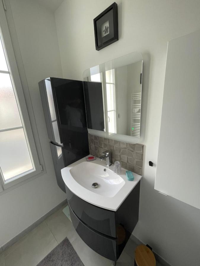 Maison Chaleureuse Avec Terrasse Privative Proche De La Gare Et Du Centre-Ville Rochefort  Zewnętrze zdjęcie
